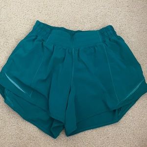 emerald green hotty hot shorts size 6